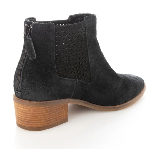 Cole Haan Val Bootie Grand Series Black Suede Block Heel Pointed Toe Size 9C NWT - Picture 3 of 16